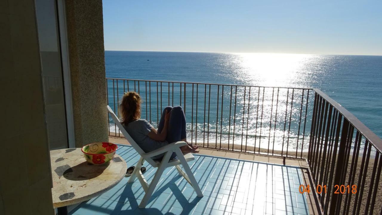 Apartament La Vista Bonica Бланес Экстерьер фото