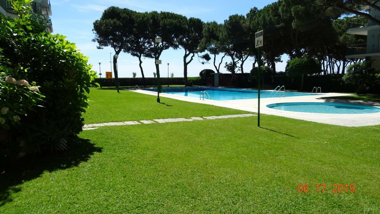 Apartament La Vista Bonica Бланес Экстерьер фото