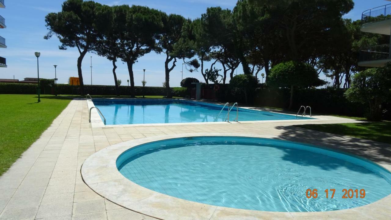 Apartament La Vista Bonica Бланес Экстерьер фото